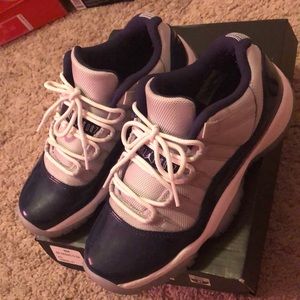 Air Jordan 11s Low